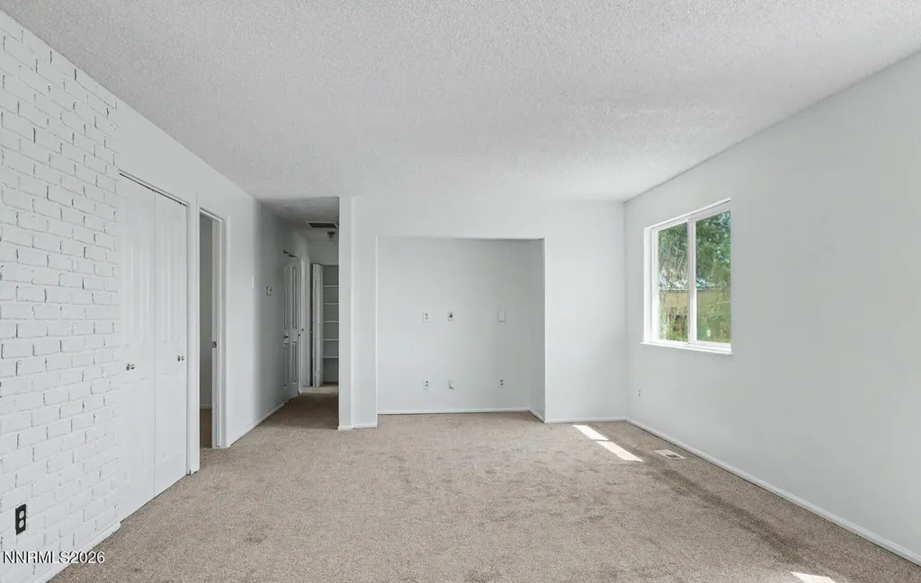 900 Joyce Fallon NV 89406