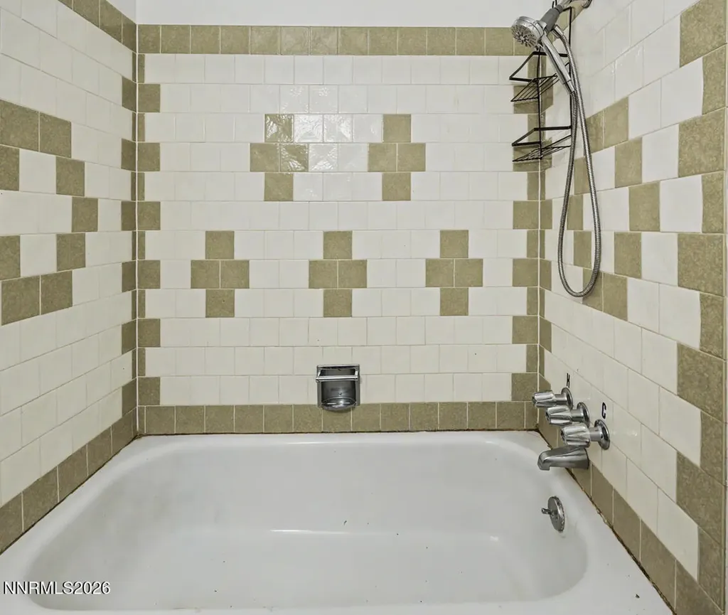 900 Joyce Fallon NV 89406