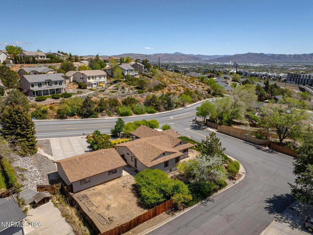 2985 Socrates Reno NV 89512