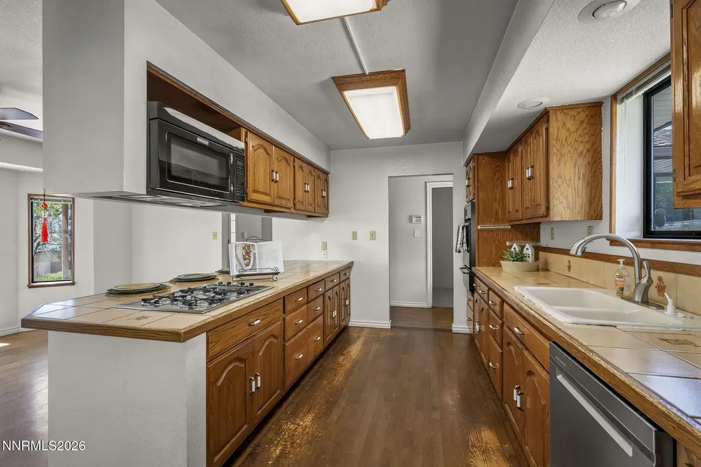 2985 Socrates Reno NV 89512
