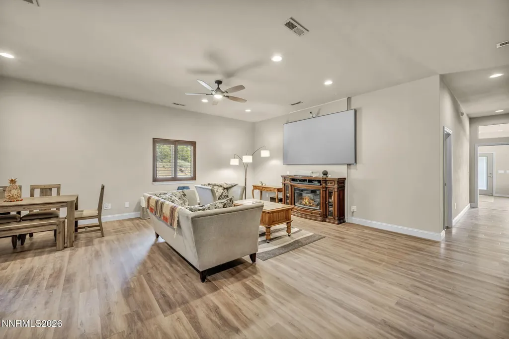300 Red Corral Reno NV 89510