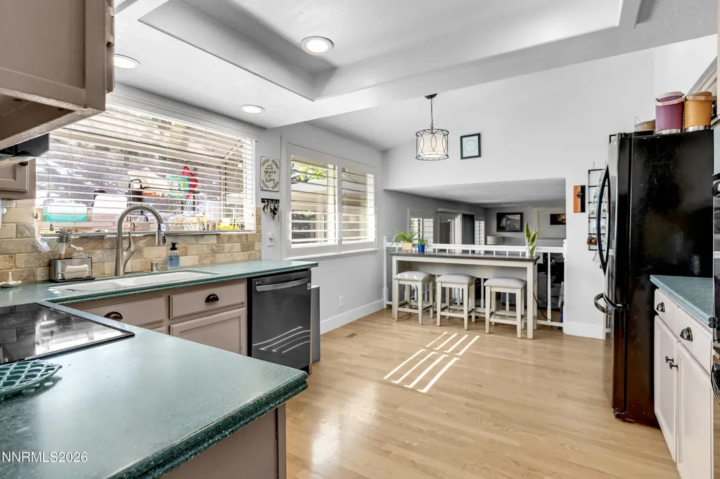 1670 Hanover Reno NV 89523