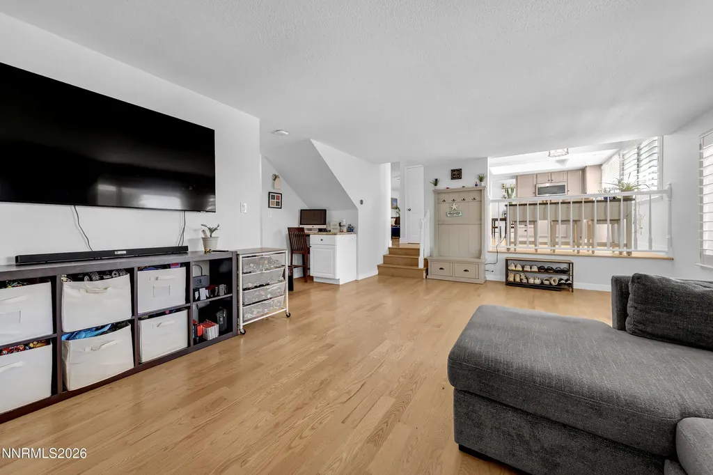 1670 Hanover Reno NV 89523