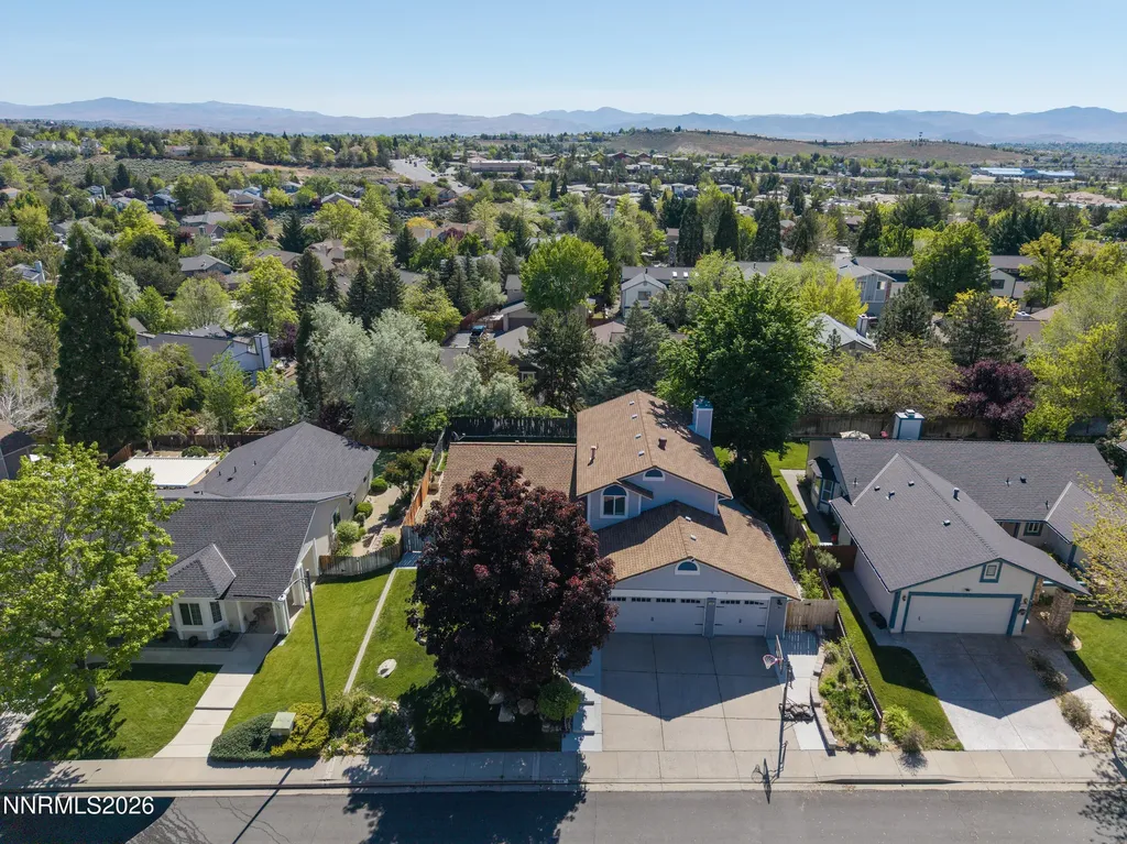 1670 Hanover Reno NV 89523