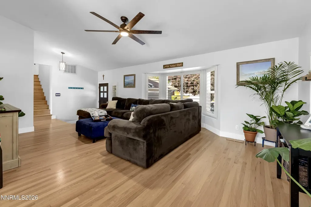 1670 Hanover Reno NV 89523