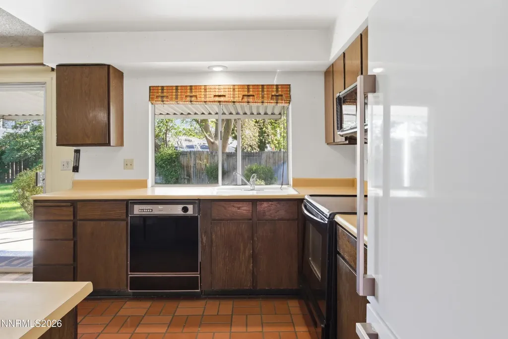 990 Ralph Sparks NV 89434