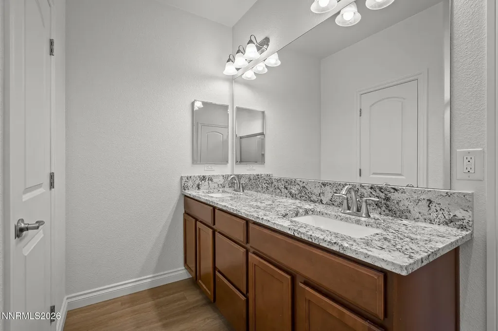 18673 Ginny Creek Reno NV 89508