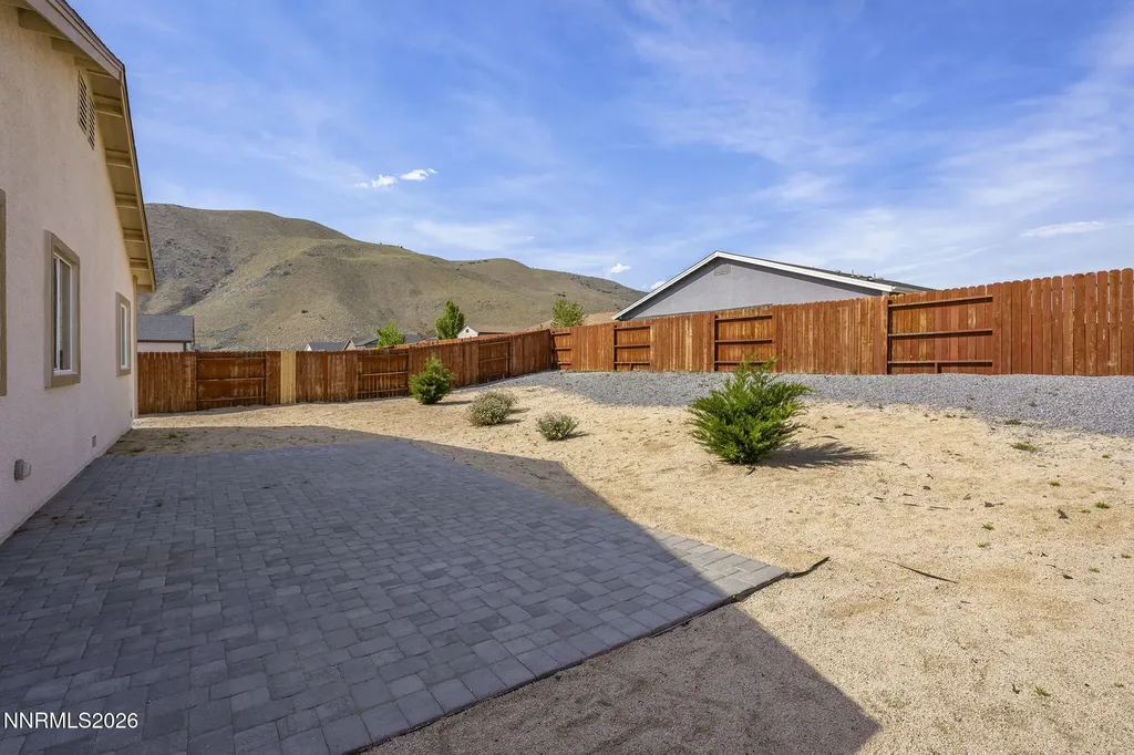 18673 Ginny Creek Reno NV 89508