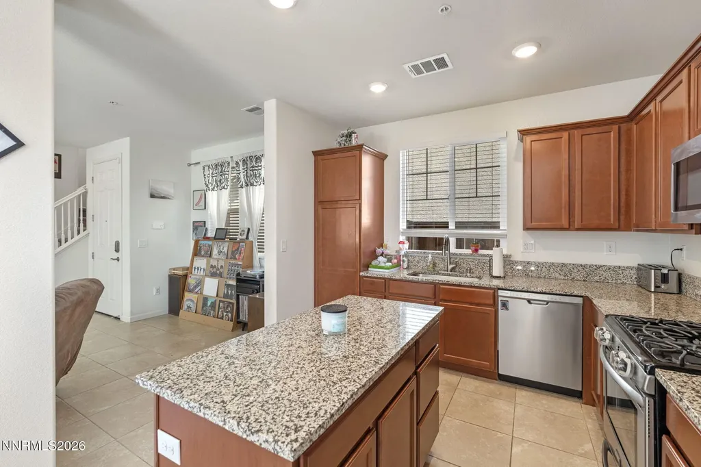6721 Peppergrass Sparks NV 89436