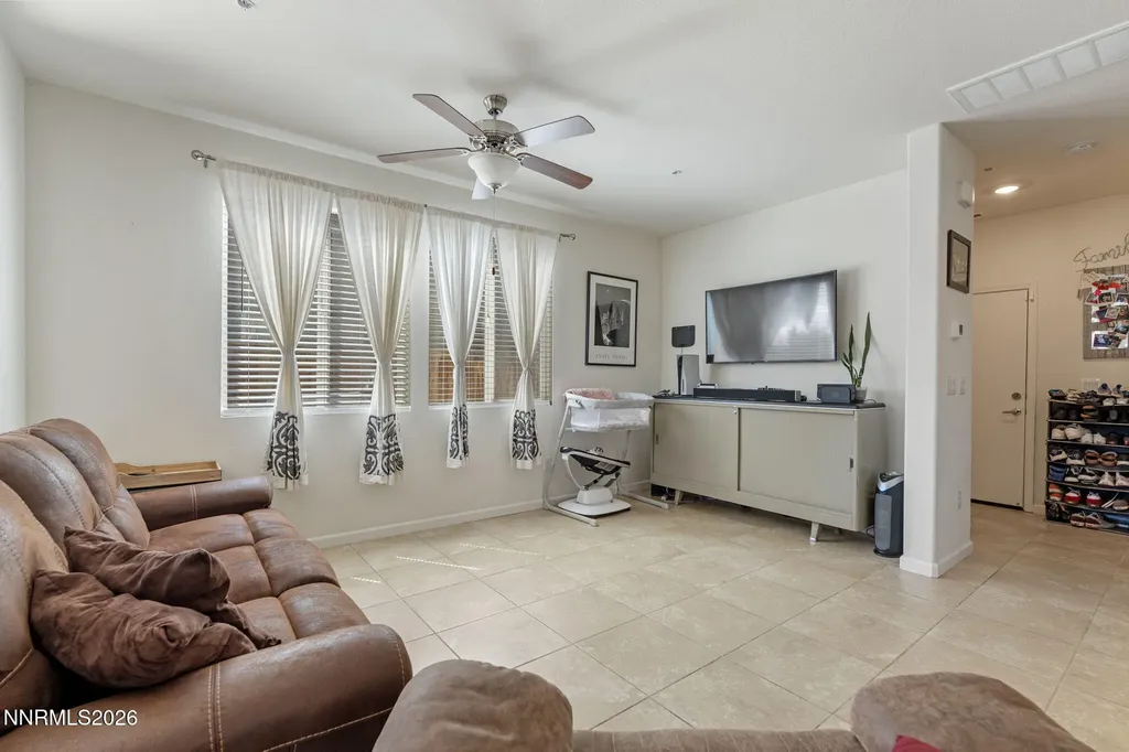6721 Peppergrass Sparks NV 89436