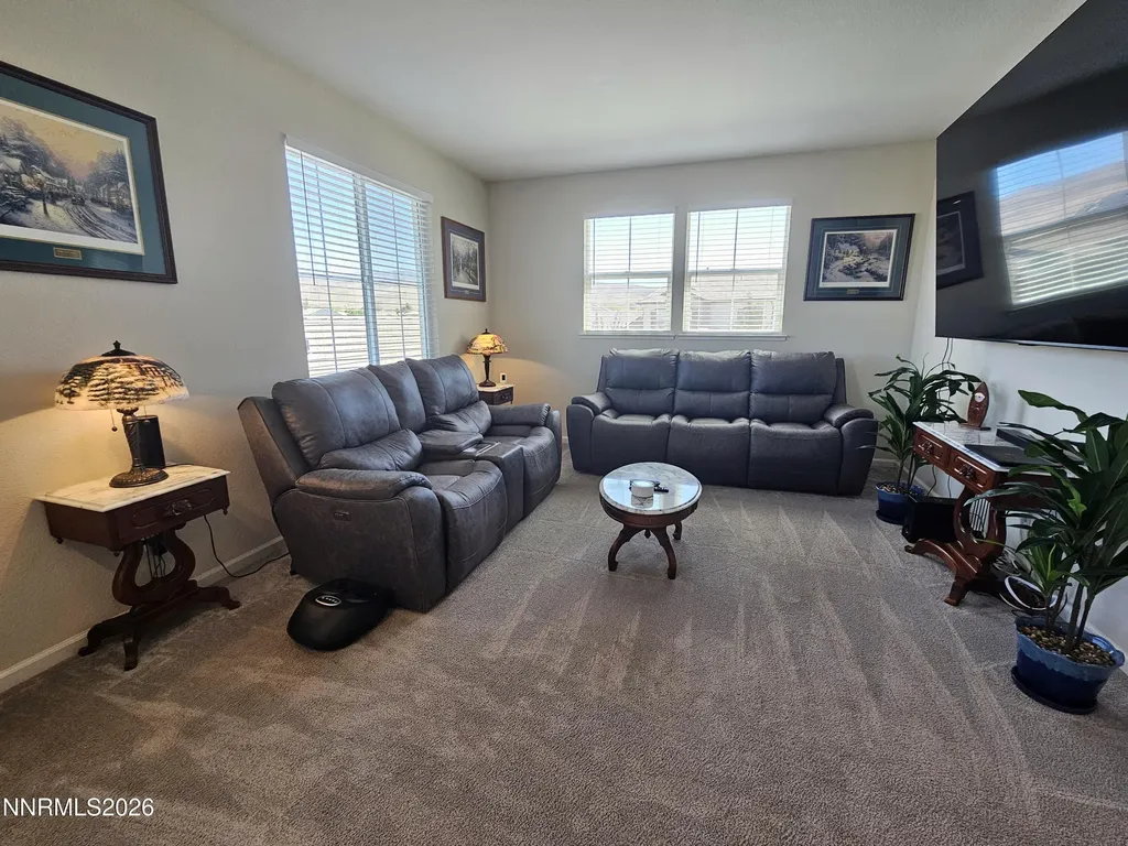 6565 Angels Orchard Sparks NV 89436