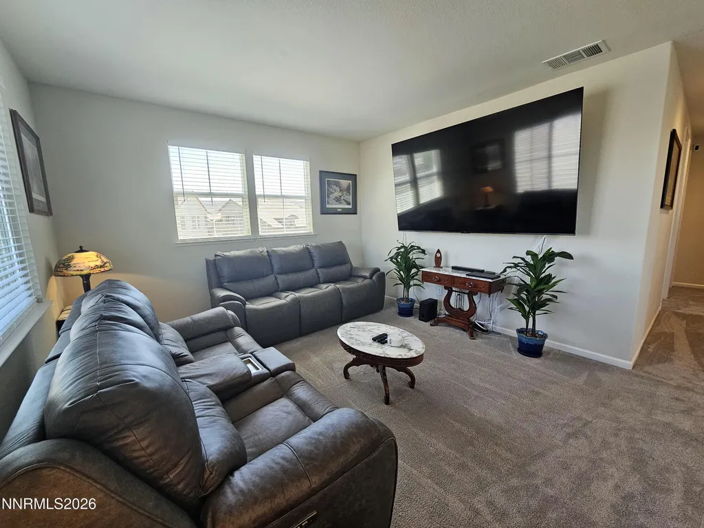 6565 Angels Orchard Sparks NV 89436