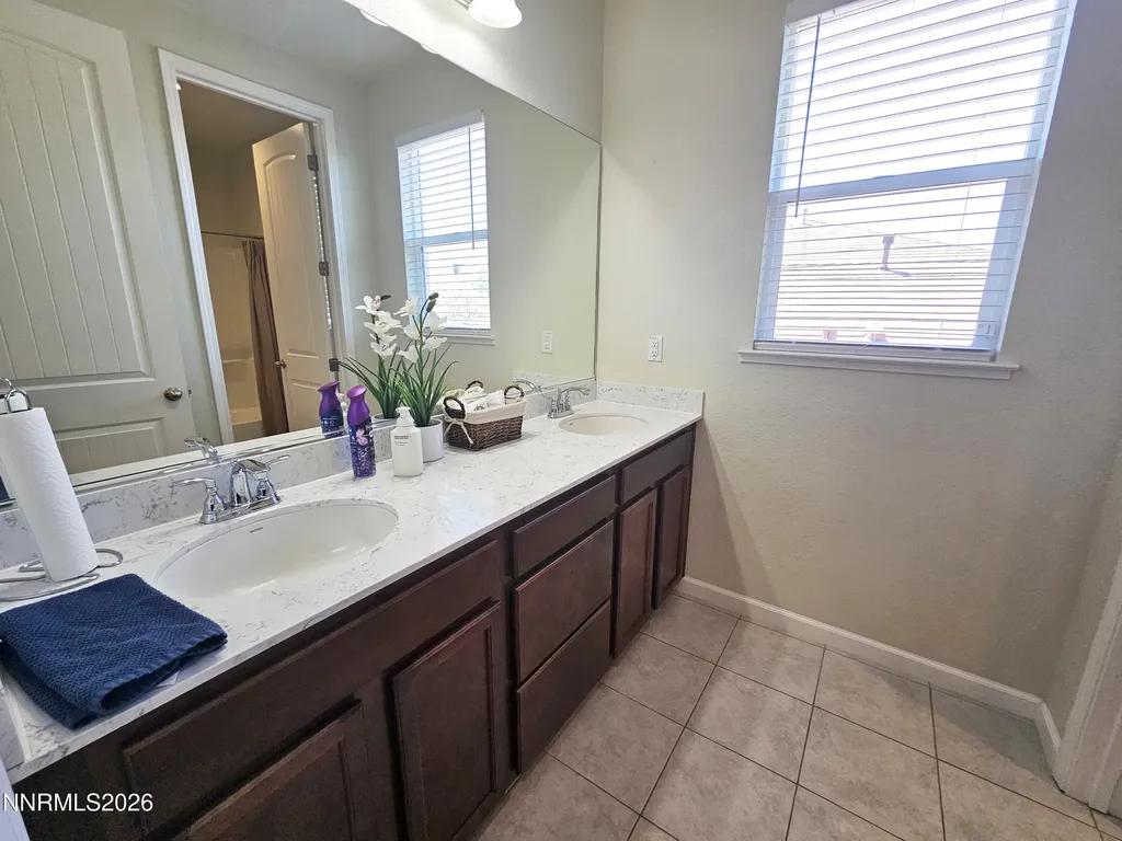 6565 Angels Orchard Sparks NV 89436