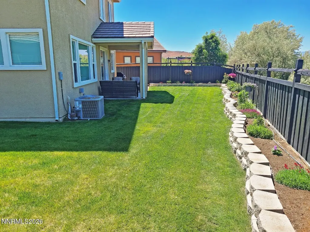 6565 Angels Orchard Sparks NV 89436