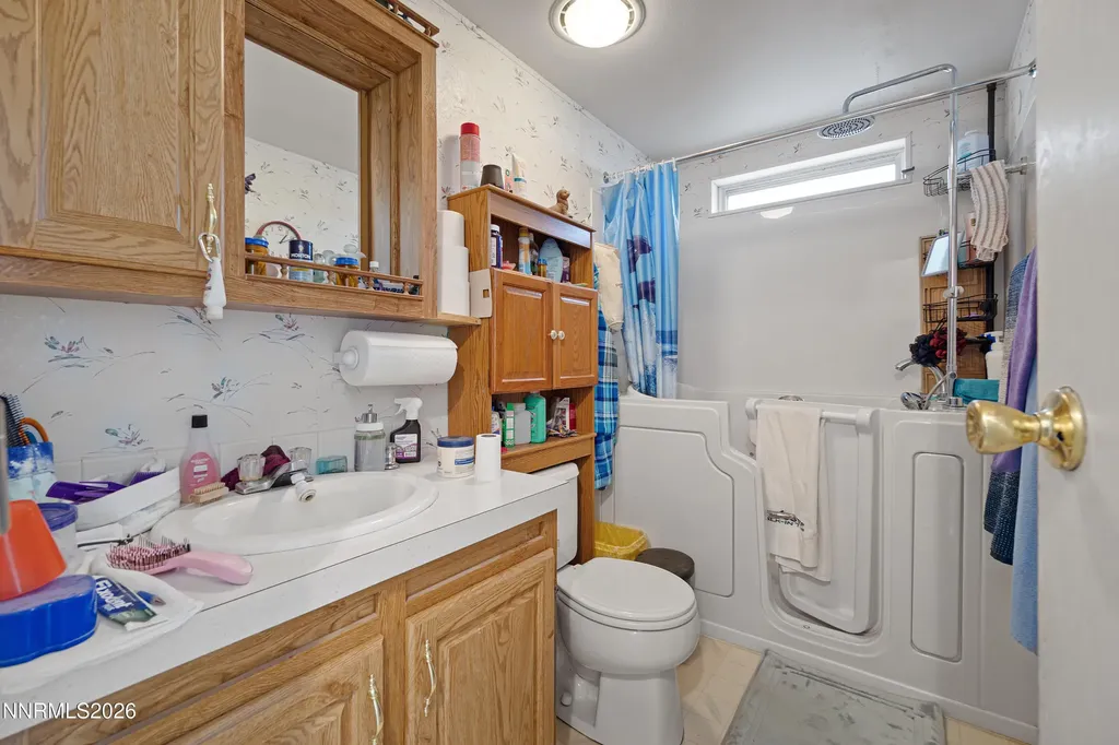 5030 Vanessa Fallon NV 89406
