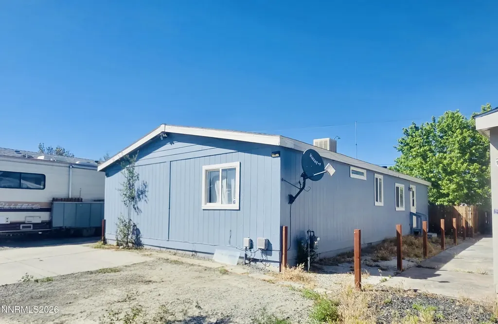 220 Parkland Fernley NV 89408