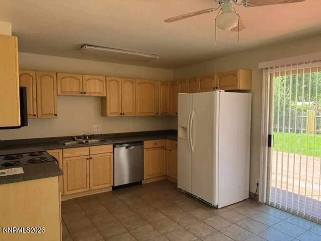 3225 Lucerne Sparks NV 89431