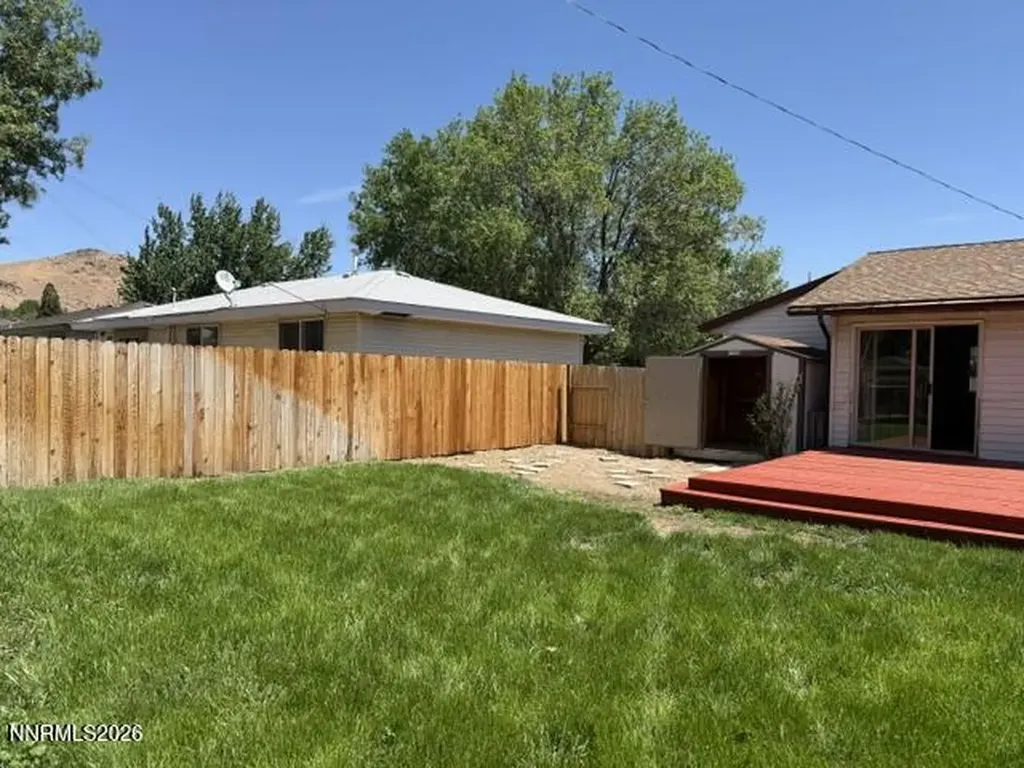 3225 Lucerne Sparks NV 89431