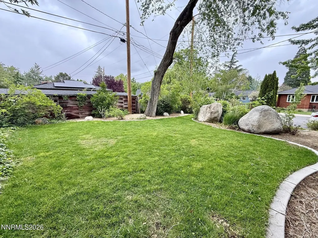 295 Circle Reno NV 89509