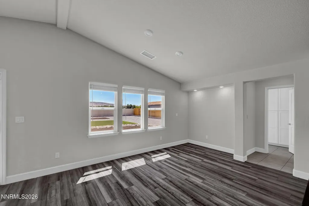 734 Hallow Pointe Sparks NV 89441