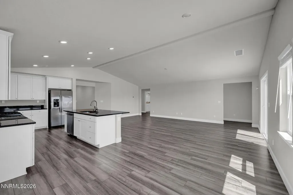 734 Hallow Pointe Sparks NV 89441