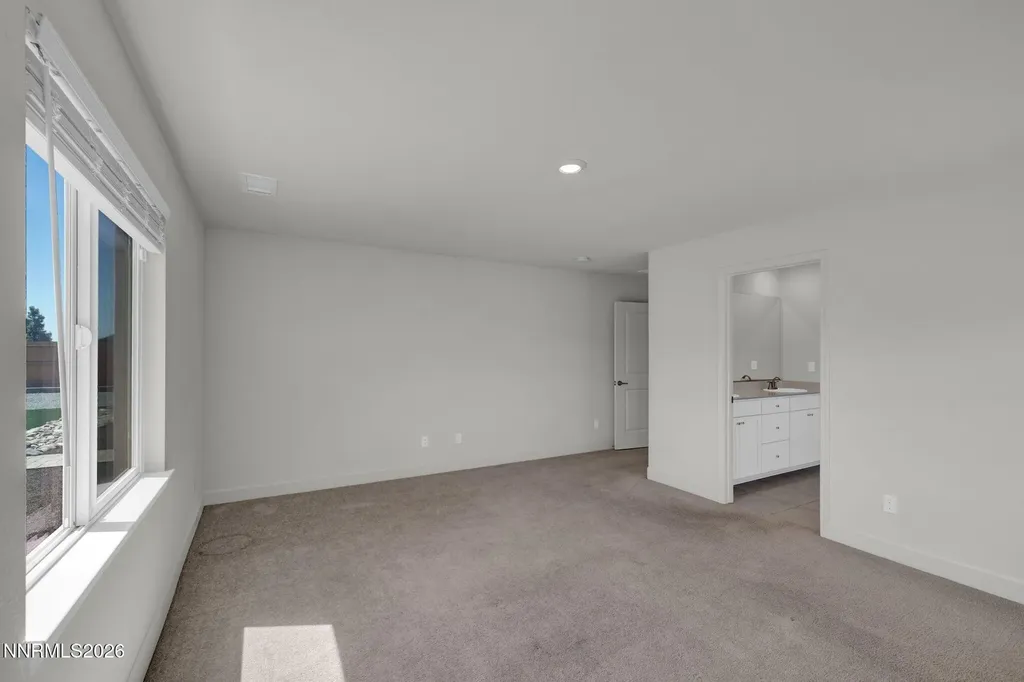 734 Hallow Pointe Sparks NV 89441