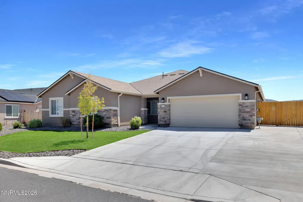 734 Hallow Pointe Sparks NV 89441