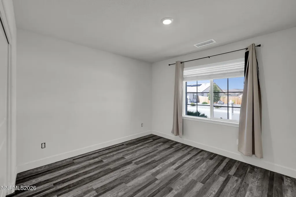 734 Hallow Pointe Sparks NV 89441