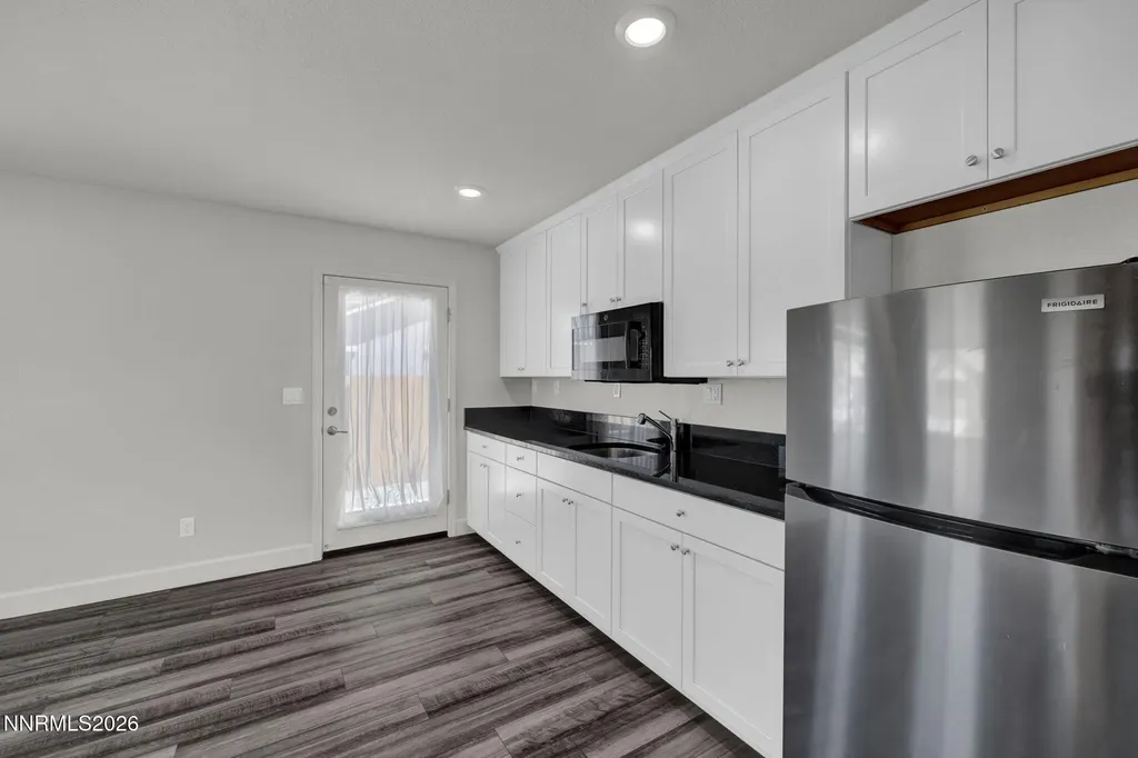 734 Hallow Pointe Sparks NV 89441