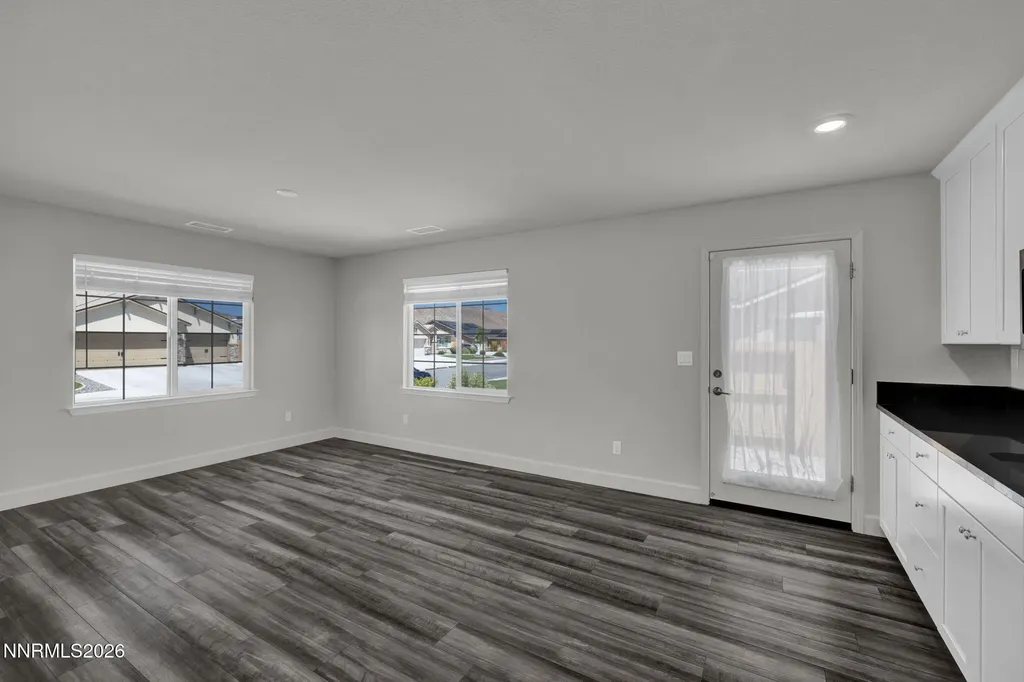 734 Hallow Pointe Sparks NV 89441