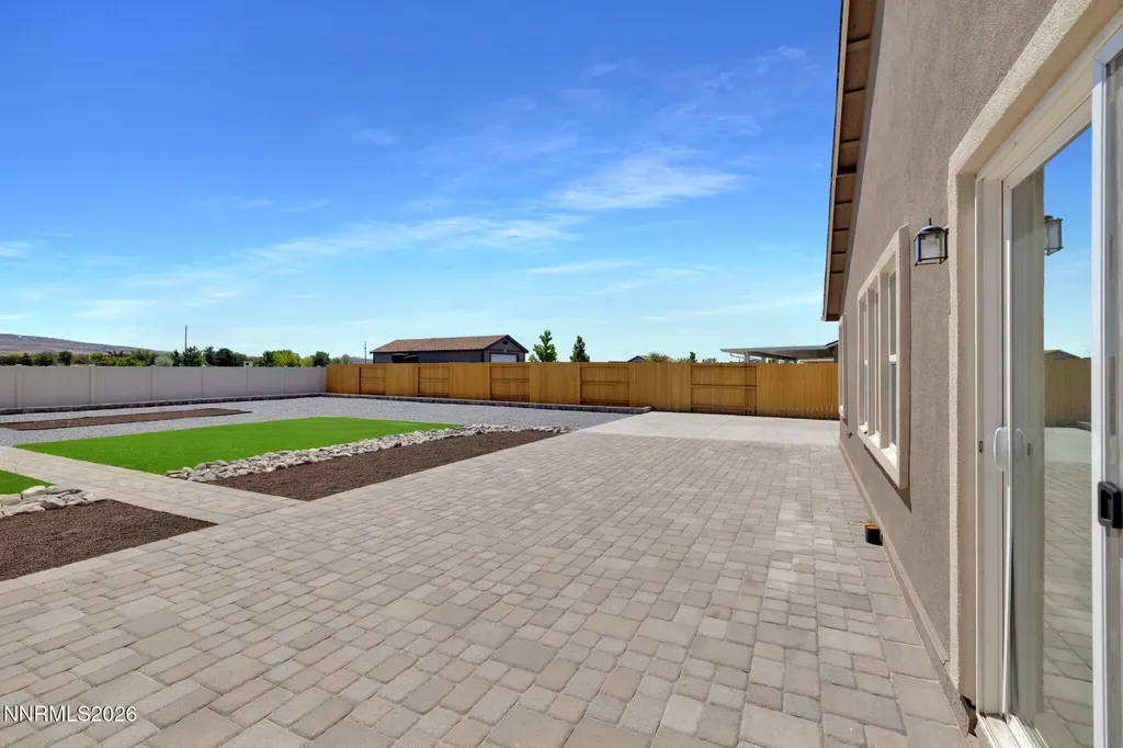 734 Hallow Pointe Sparks NV 89441