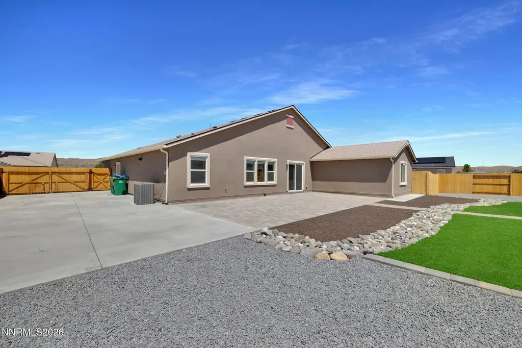 734 Hallow Pointe Sparks NV 89441
