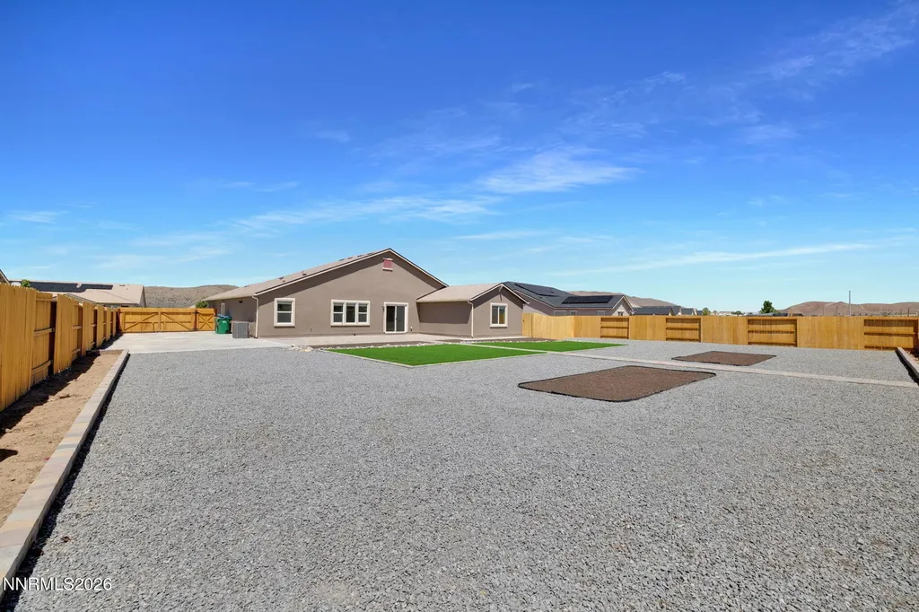 734 Hallow Pointe Sparks NV 89441