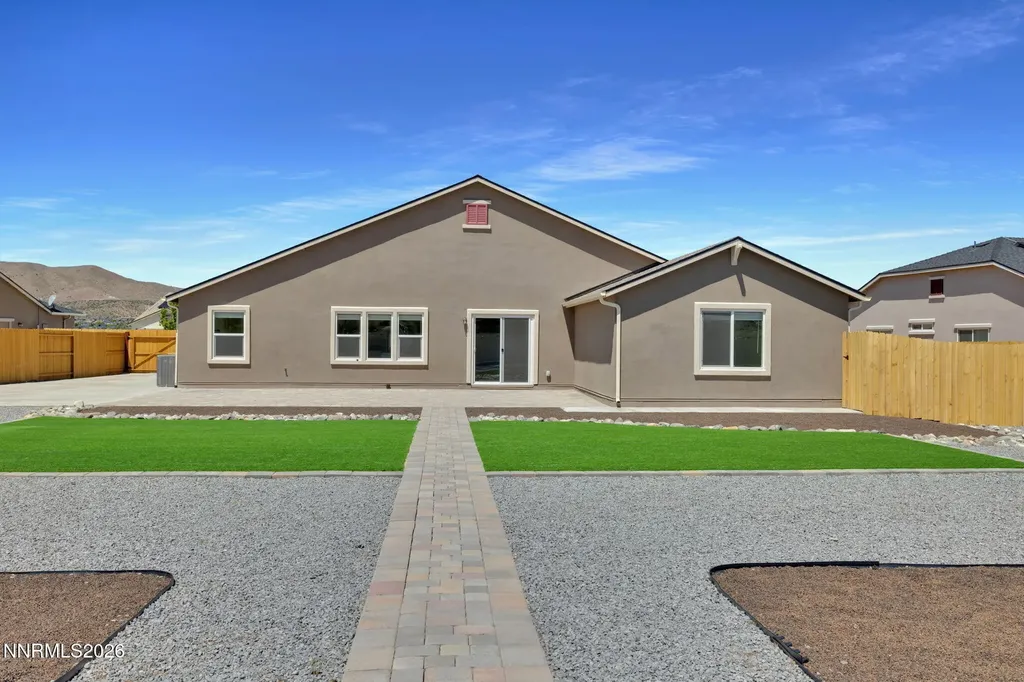 734 Hallow Pointe Sparks NV 89441