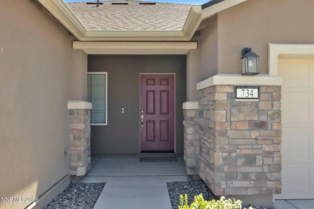 734 Hallow Pointe Sparks NV 89441