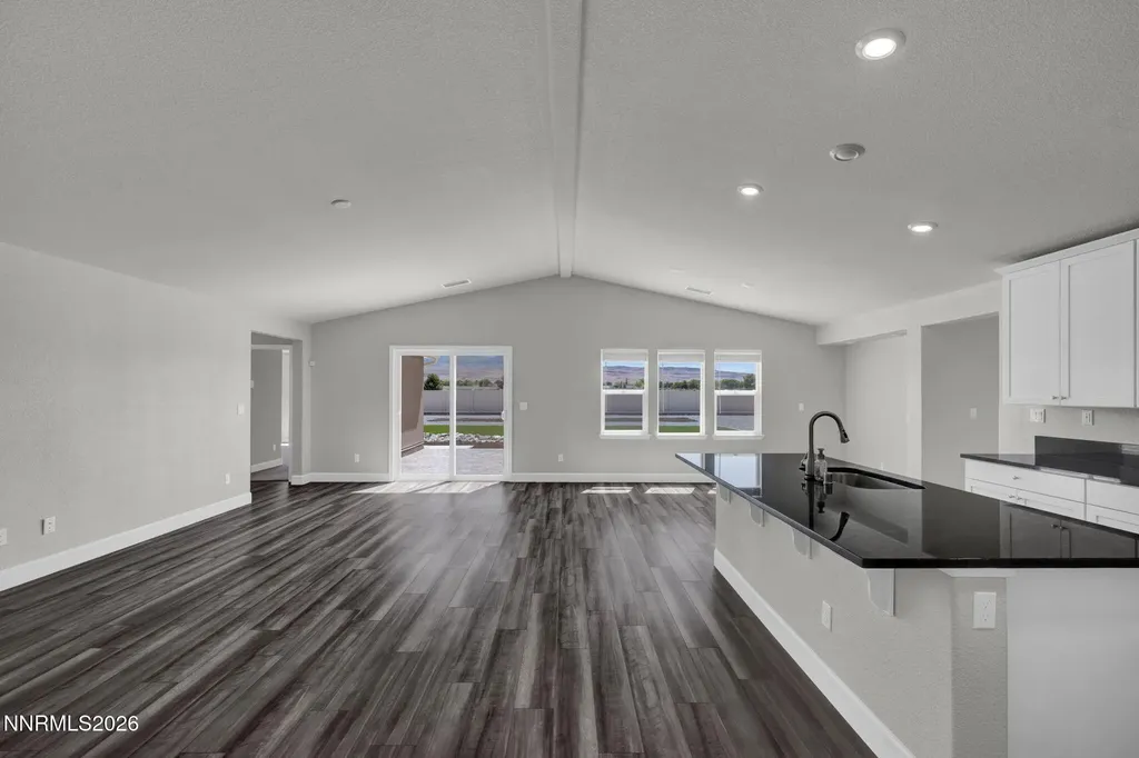 734 Hallow Pointe Sparks NV 89441