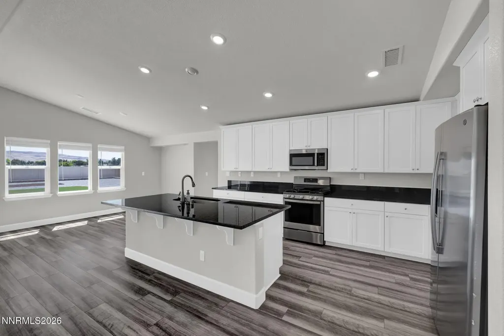 734 Hallow Pointe Sparks NV 89441