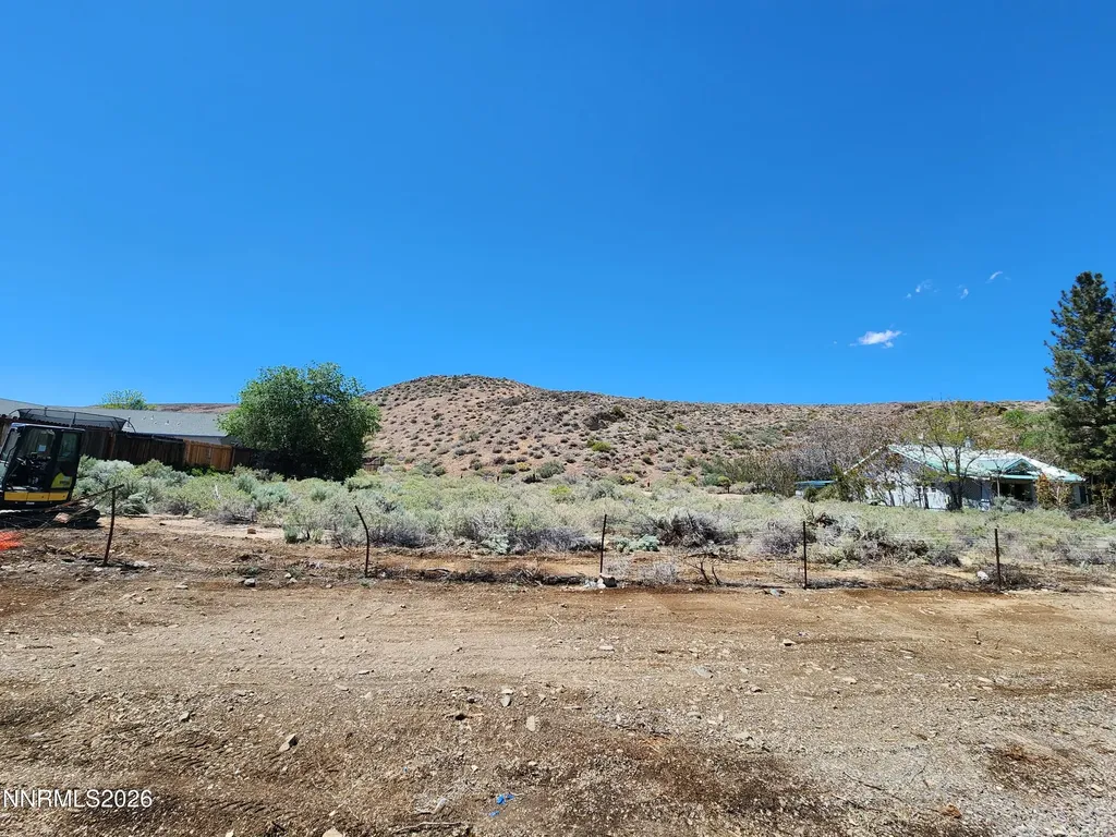 665 Pike Dayton NV 89403