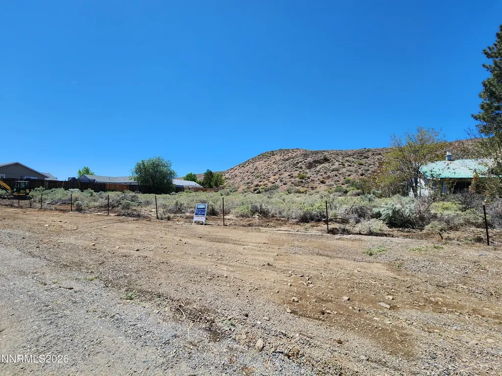 665 Pike Dayton NV 89403