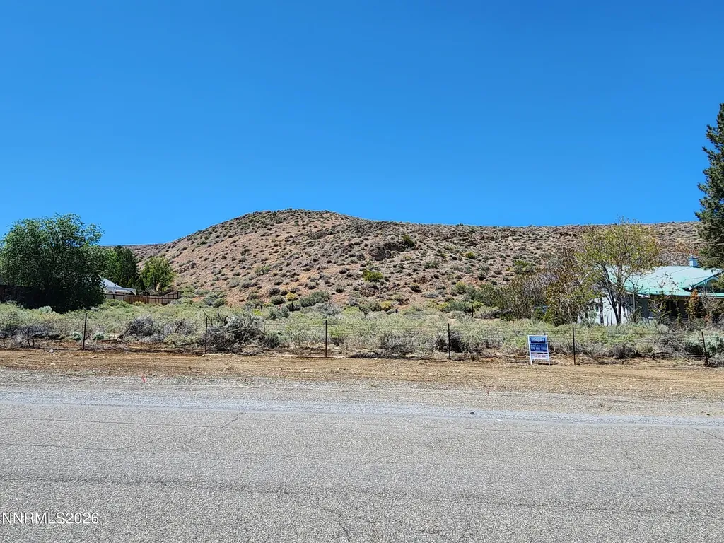 665 Pike Dayton NV 89403