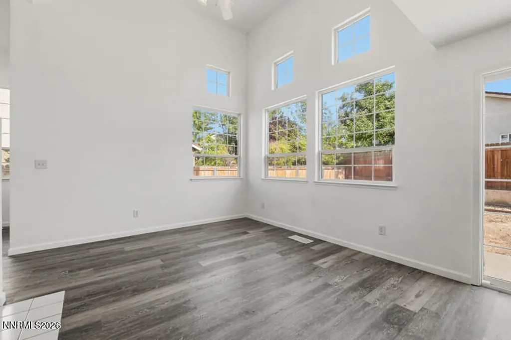 1383 Ridge Point Carson City NV 89706