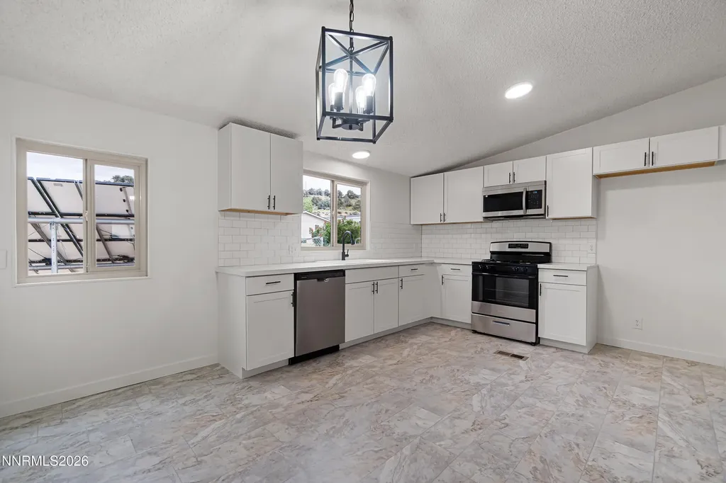 810 Clordi Moundhouse NV 89706