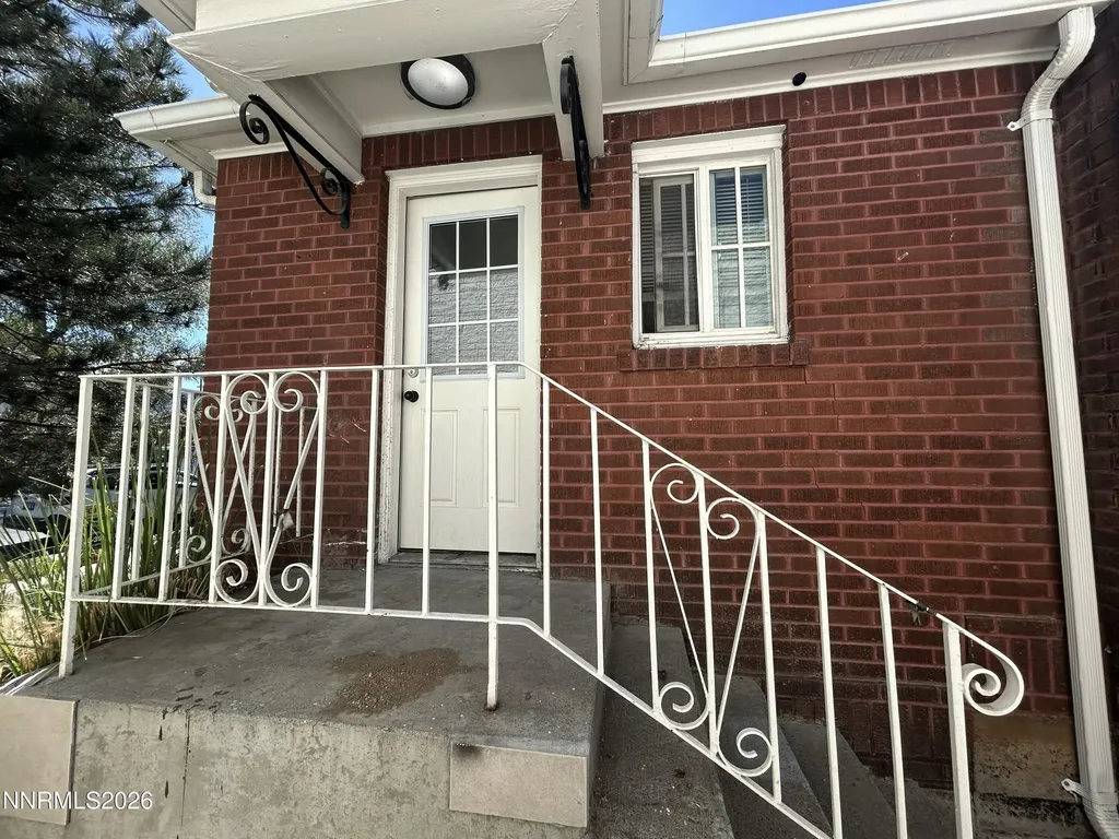 251 Arroyo Reno NV 89502
