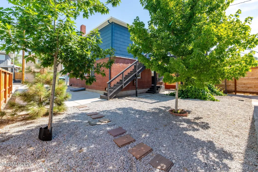 251 Arroyo Reno NV 89502