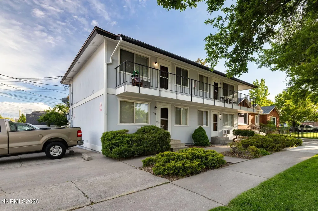 370 La Rue Reno NV 89509