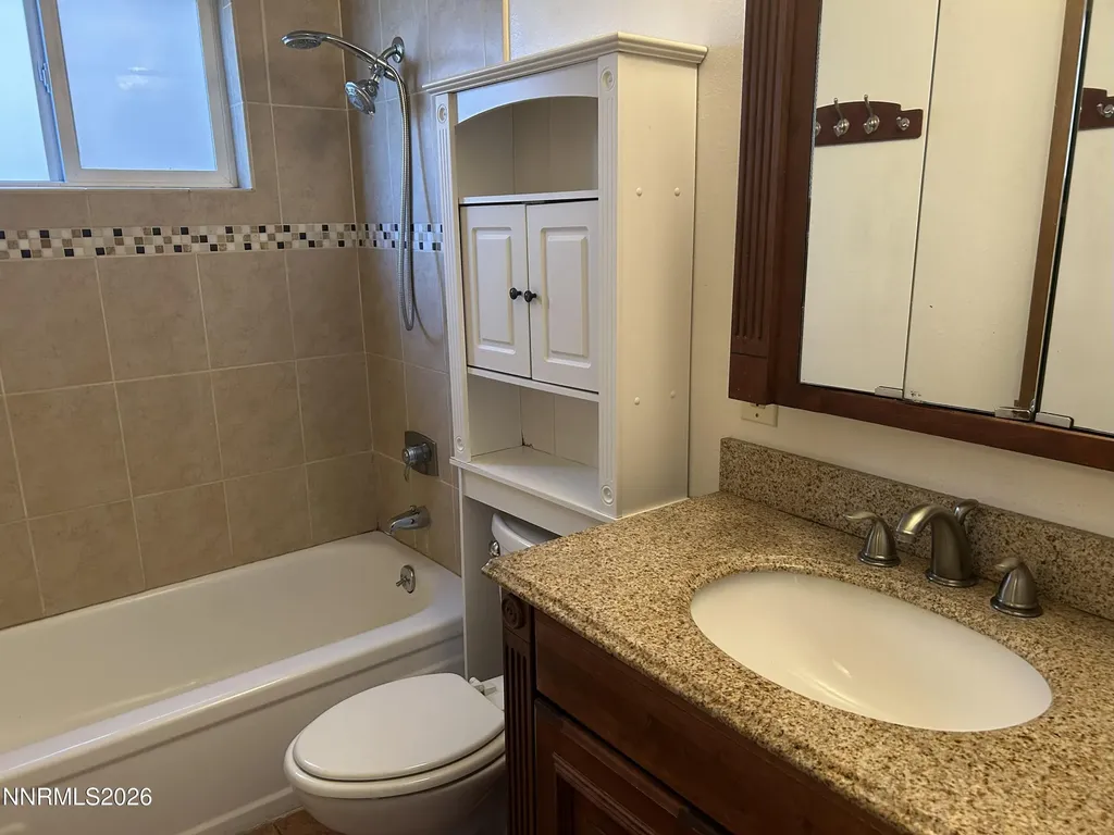 370 La Rue Reno NV 89509