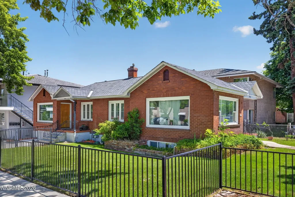 370 La Rue Reno NV 89509