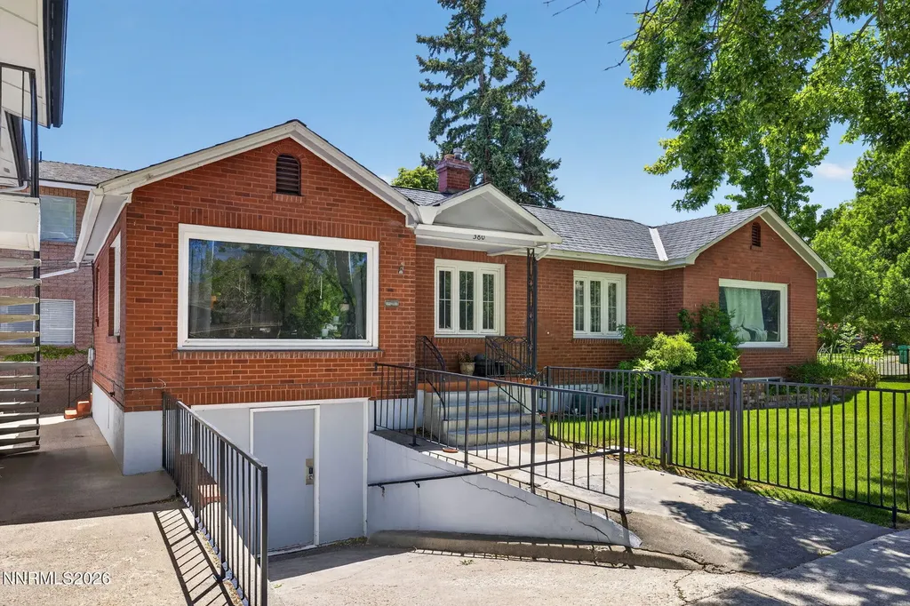 370 La Rue Reno NV 89509