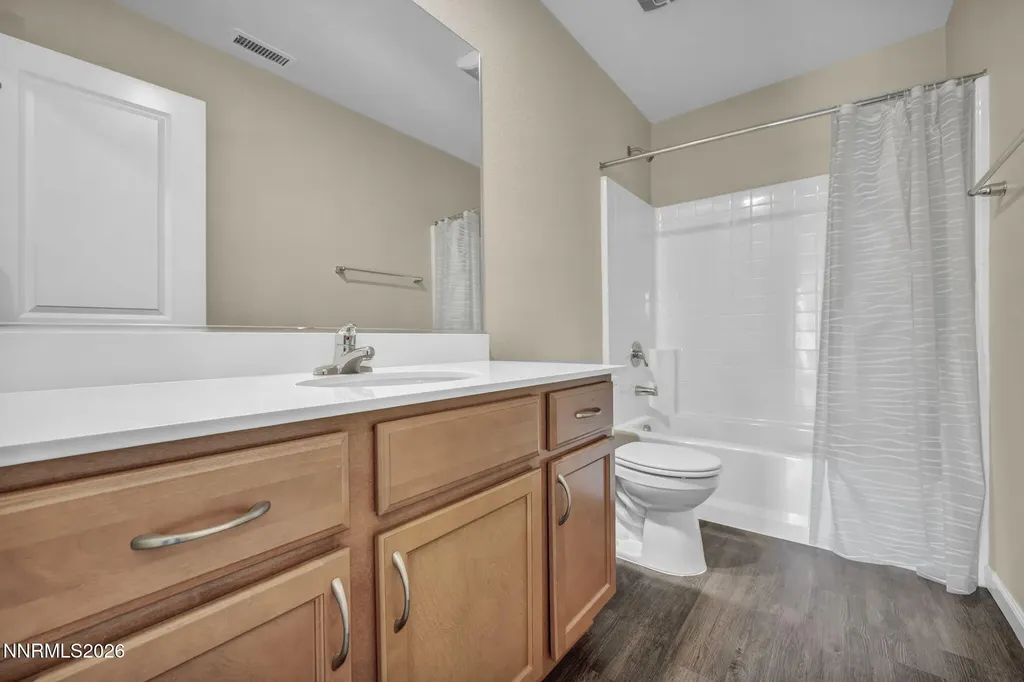 668 Goodsprings Reno NV 89506
