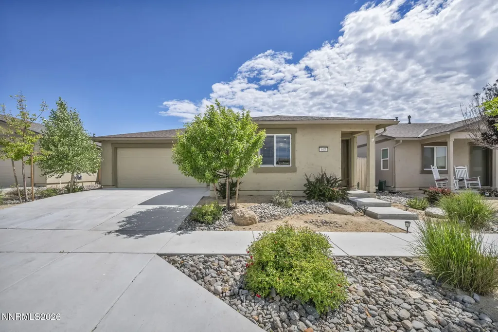 668 Goodsprings Reno NV 89506